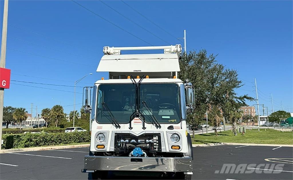Mack TE64 Sopbilar