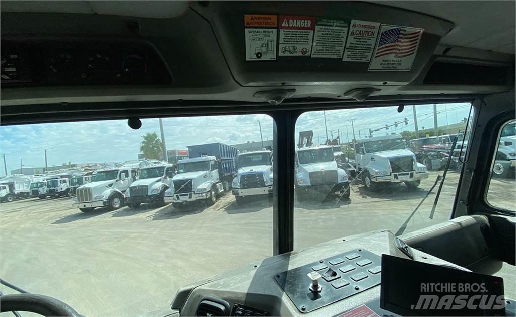 Peterbilt 320 Sopbilar