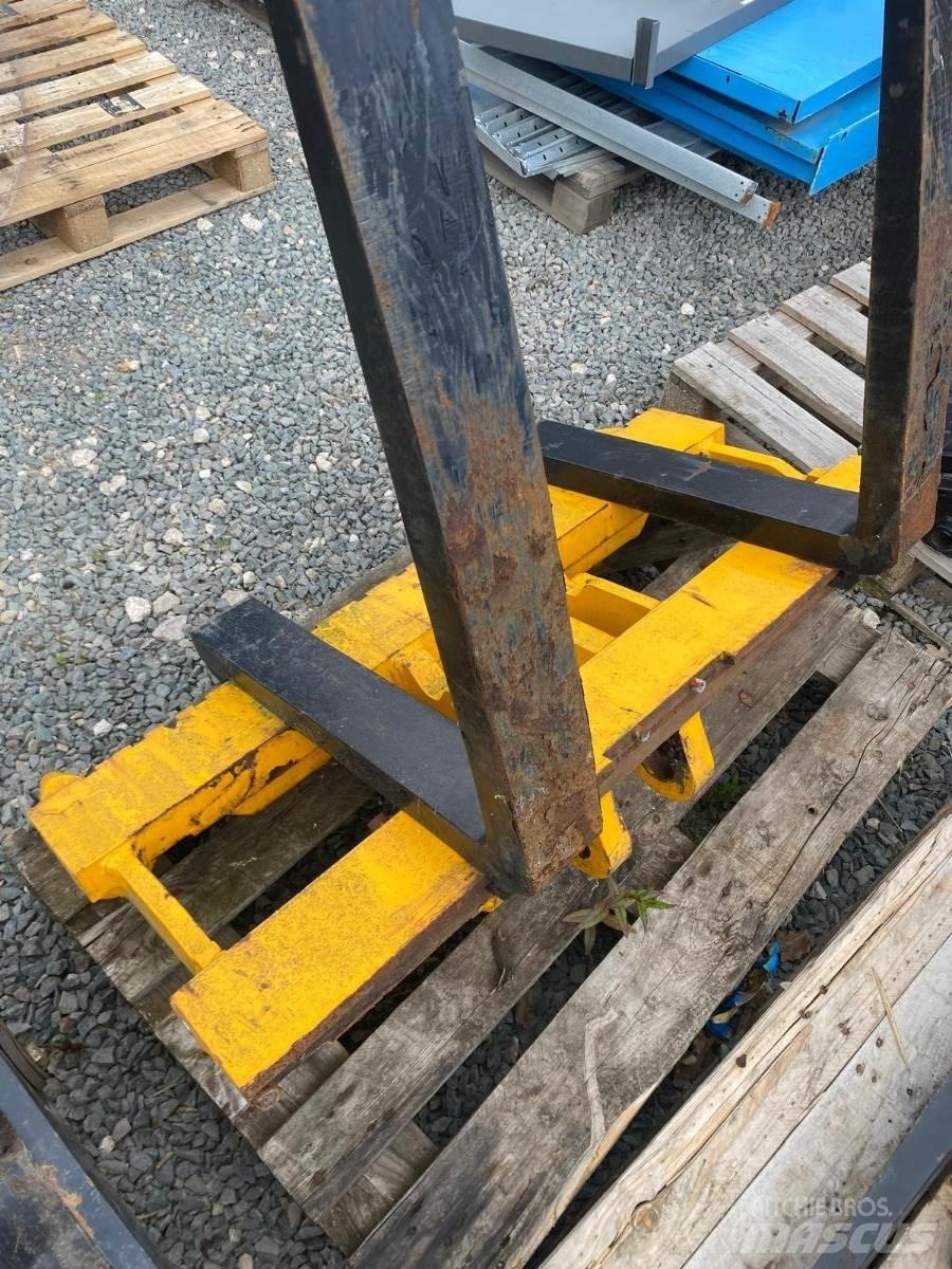 JCB  Redskapsbärare för lantbruk