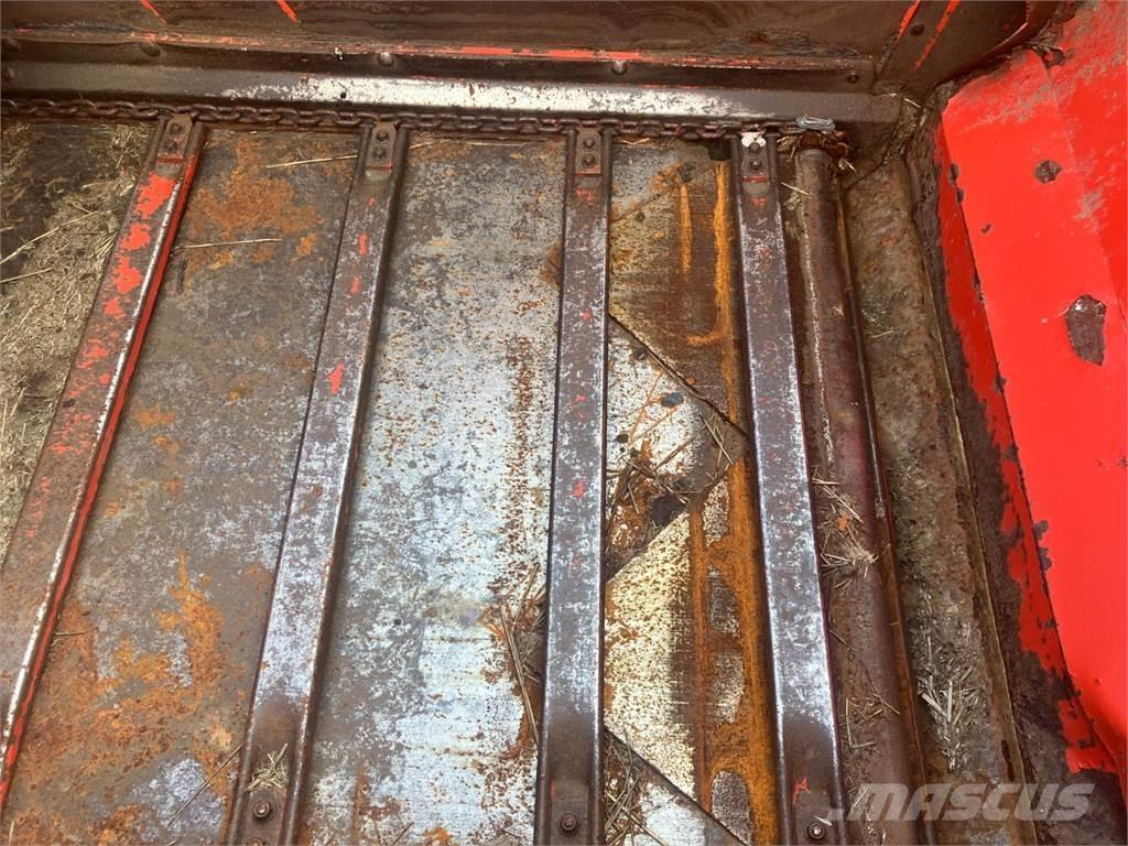 Kuhn 3570 Balsnittare, rivare och upprullare