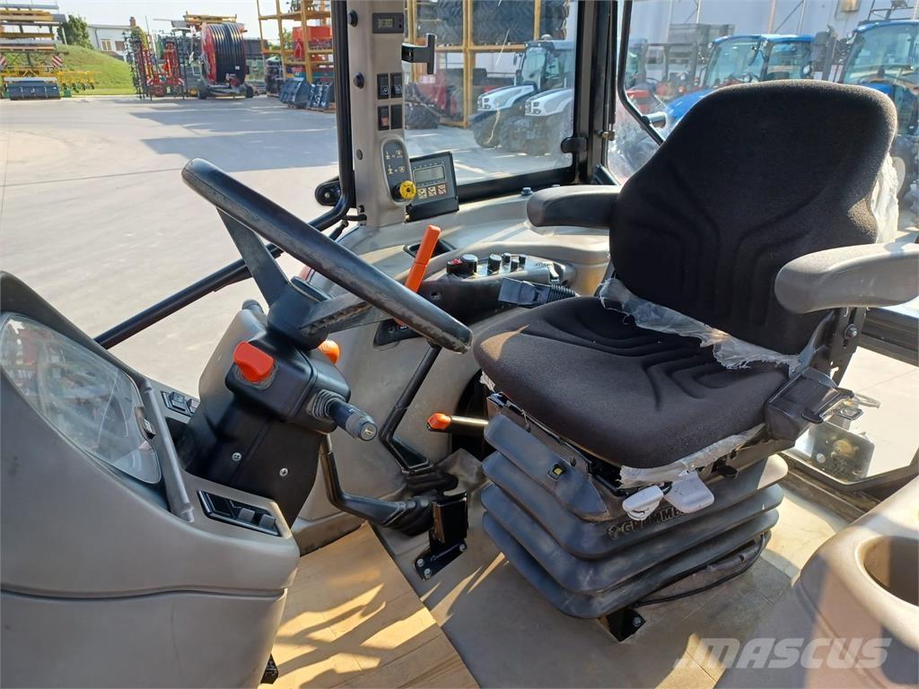 CASE JXU90 Traktorer