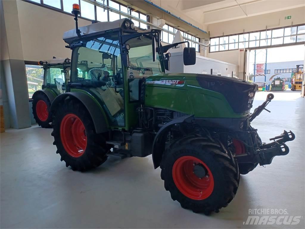 Fendt 211F Traktorer