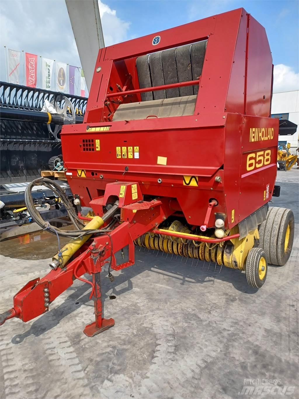 New Holland 658 Rundbalspressar