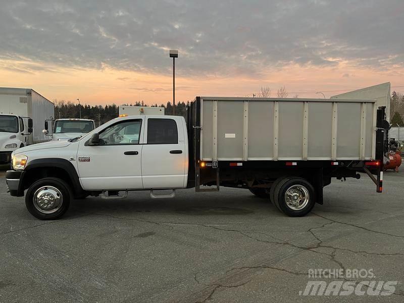 Dodge Ram 5500 Flakbilar