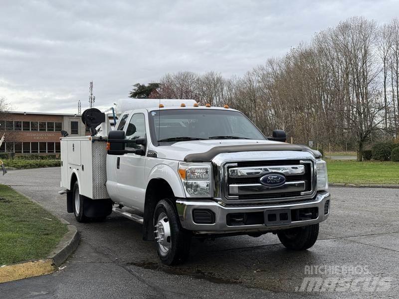 Ford F-350 SD Plogbilar