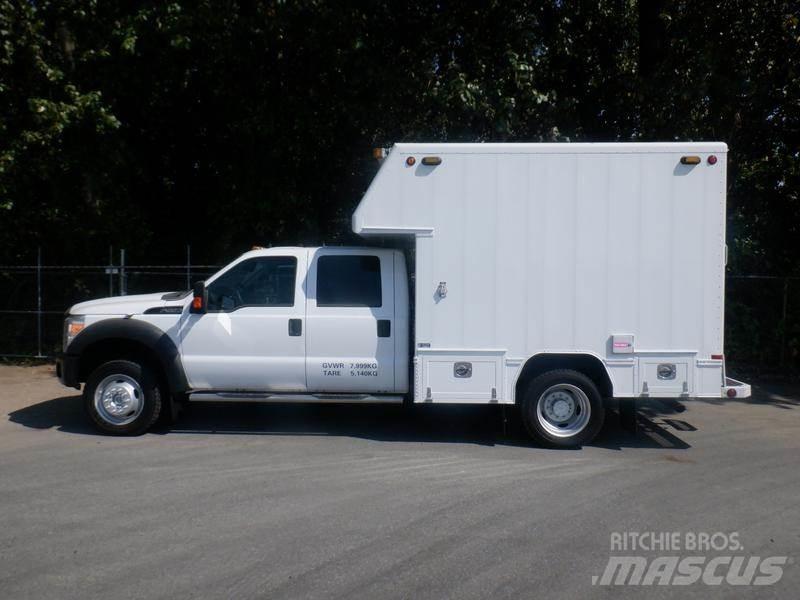 Ford F-550 Plogbilar