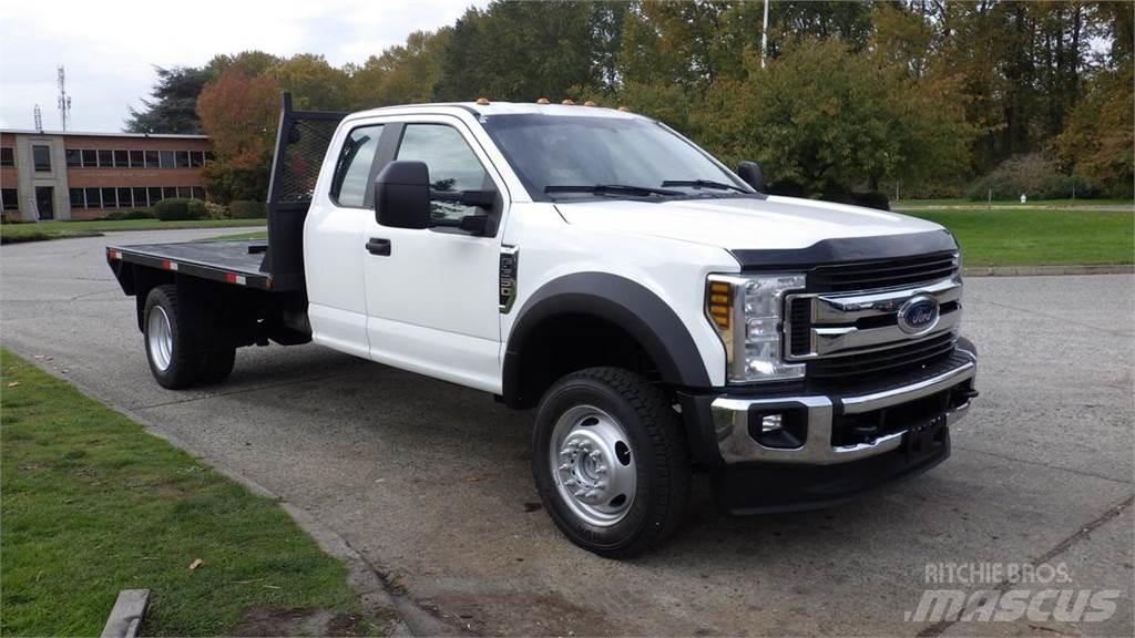 Ford F-550 Flakbilar