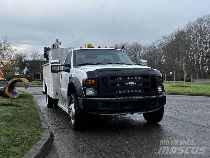 Ford F-550 Plogbilar