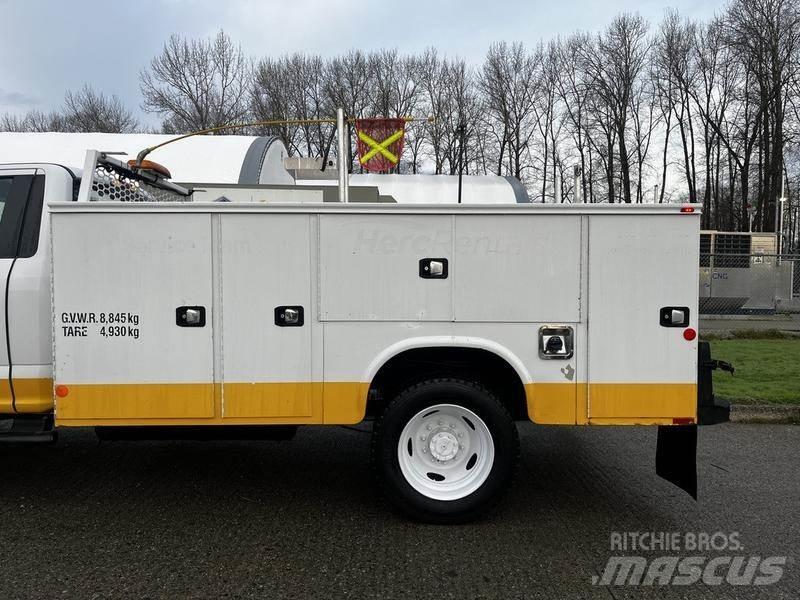 Ford F-550 Plogbilar