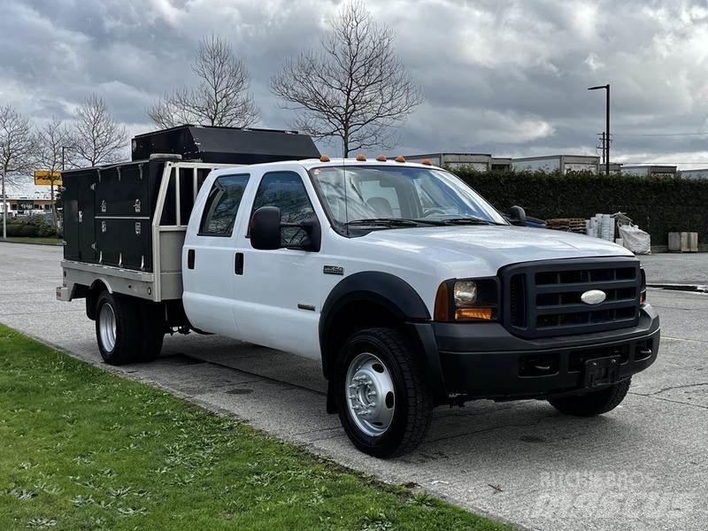 Ford F-550 Plogbilar