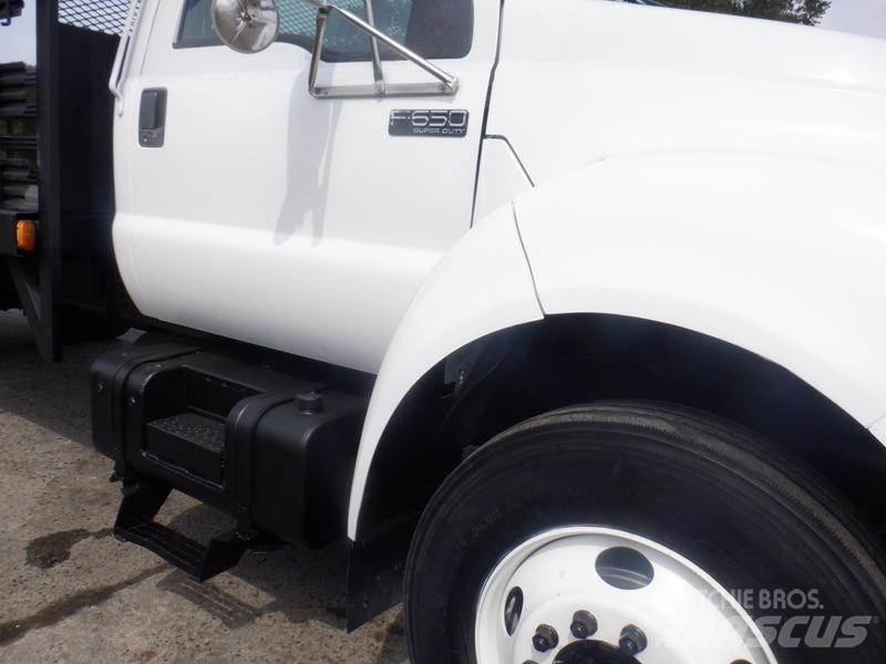 Ford F-650 Flakbilar