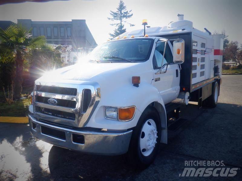 Ford F-650 Slamsugningsbil