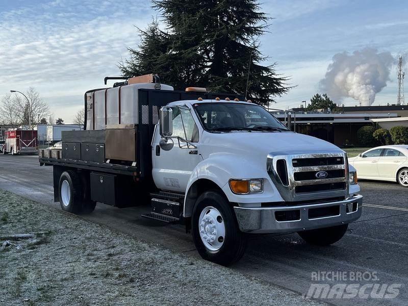 Ford F-750 Flakbilar