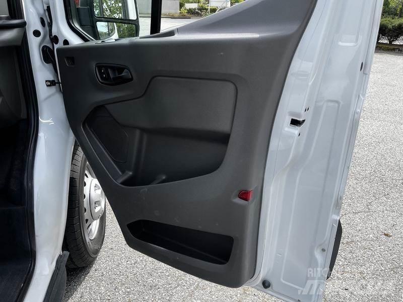 Ford Transit Personbilar