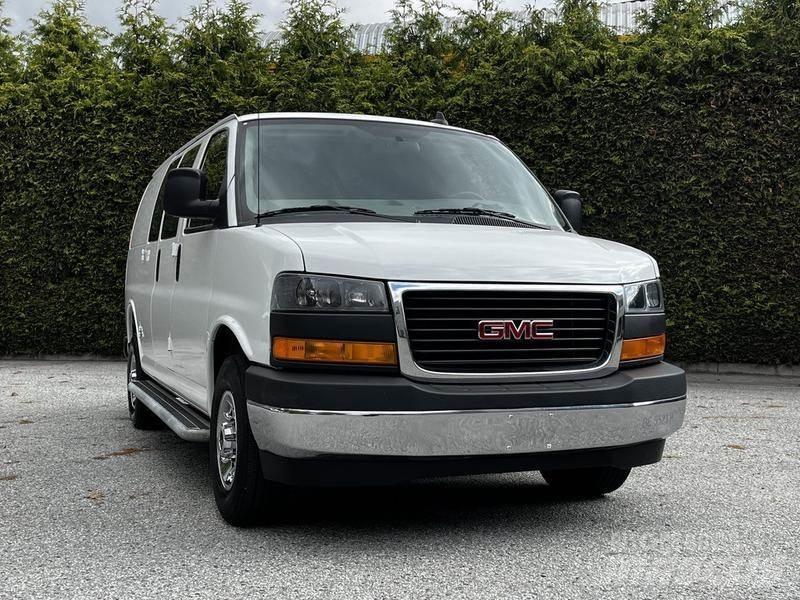 GMC Savana Lätta skåpbilar