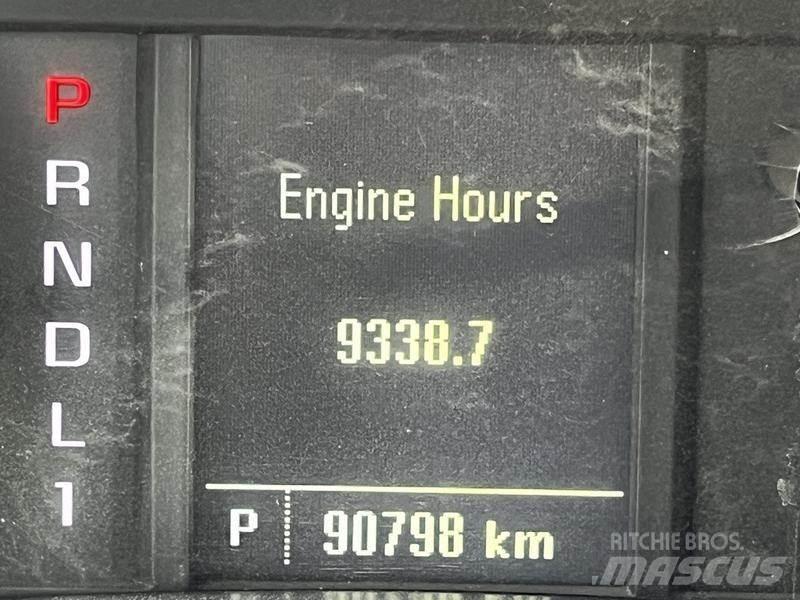 GMC Sierra 3500HD Flakbilar