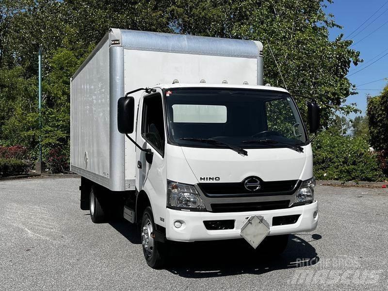 Hino 155 Lätta skåpbilar