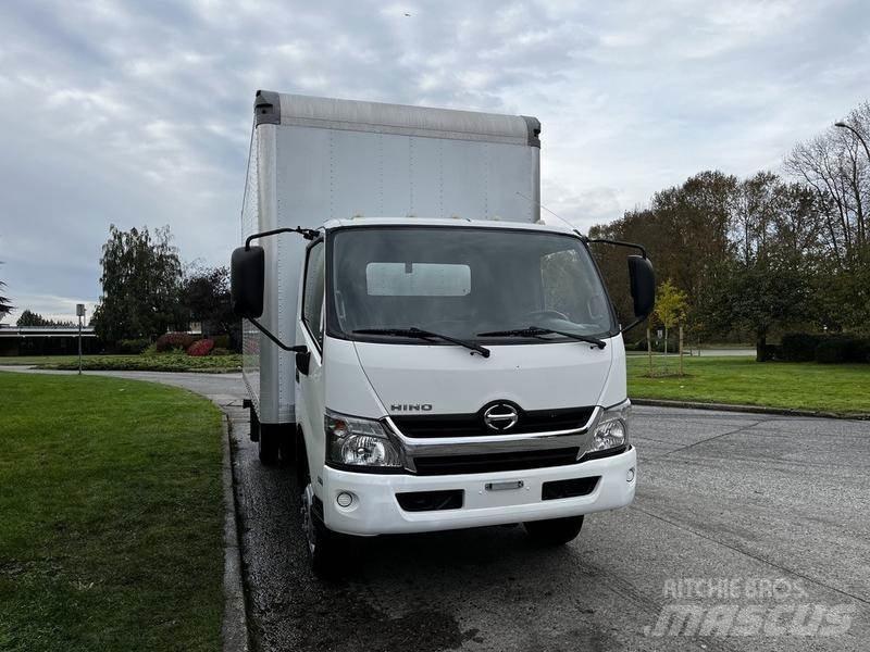 Hino 195 Lätta skåpbilar