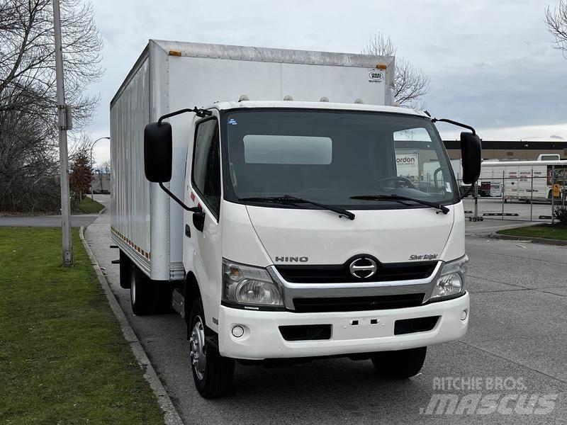 Hino 195 Lätta skåpbilar