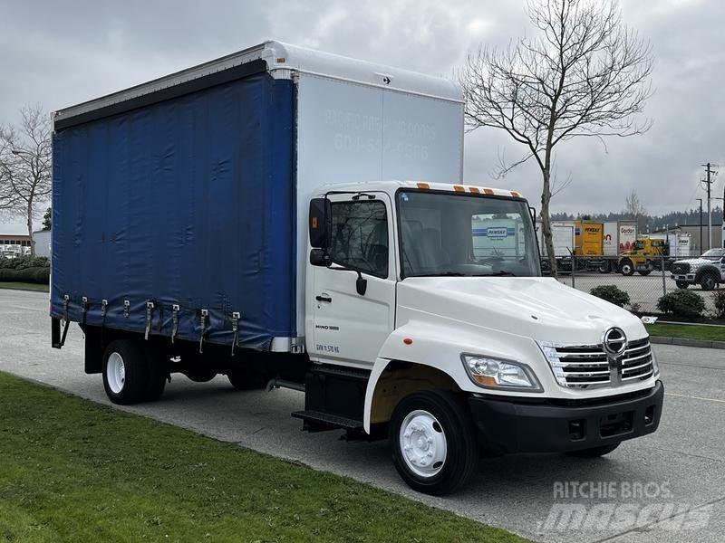 Hino 268 Lätta skåpbilar