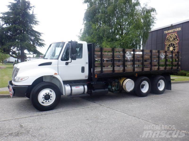 International 4400 Flakbilar