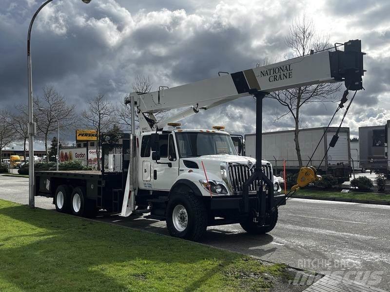 International 7500 Kranbilar