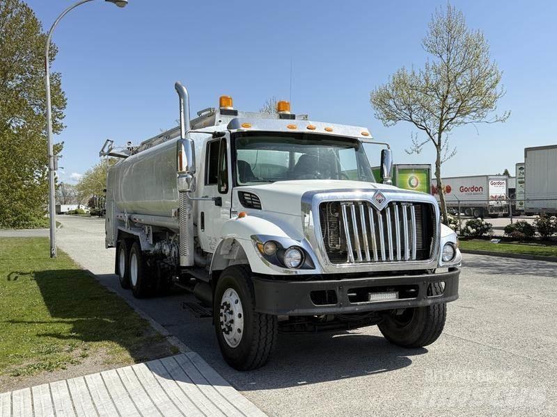 International 7500 Tankbilar