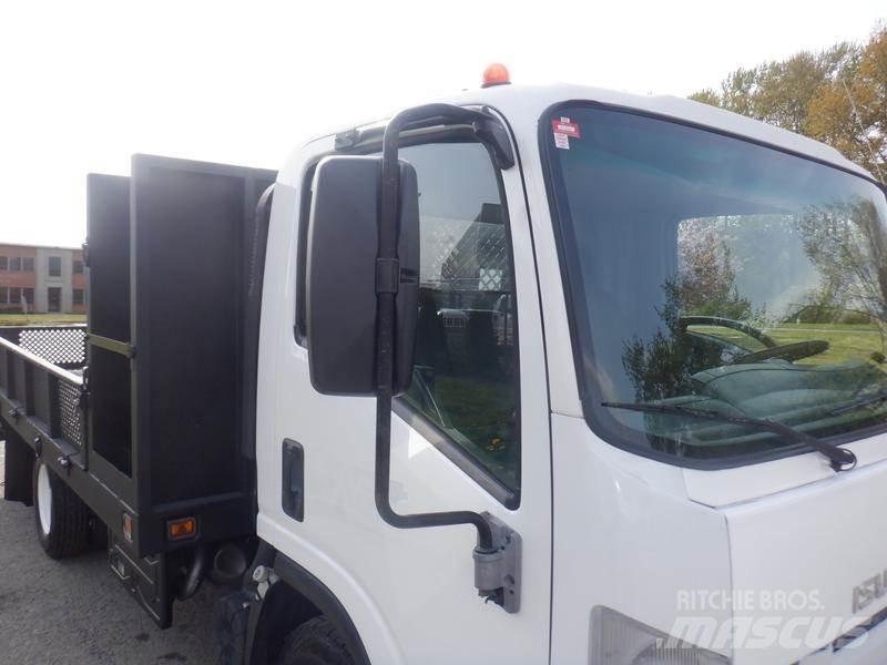 Isuzu NPR Flakbilar