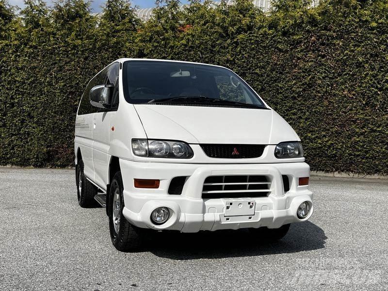 Mitsubishi Delica Personbilar