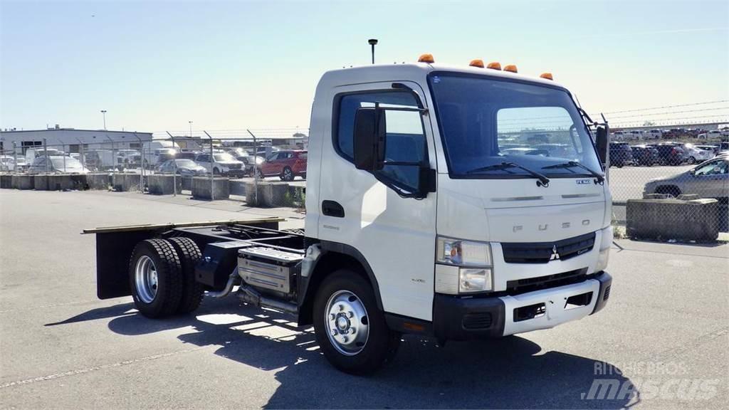 Mitsubishi Fuso FE Chassier