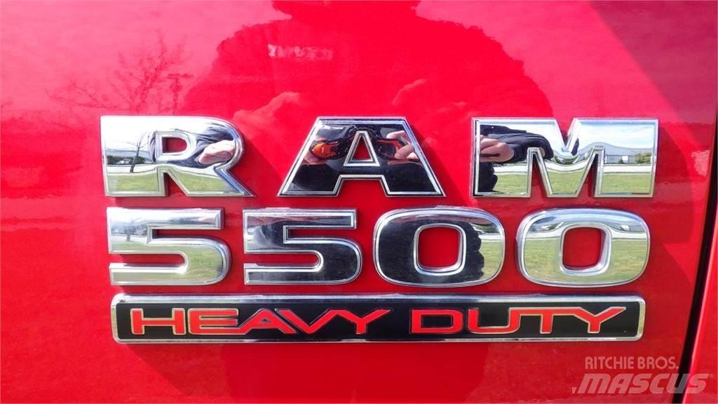 RAM 5500 Flakbilar