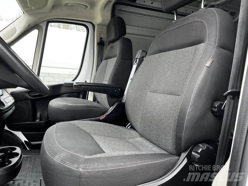 RAM Promaster Lätta skåpbilar