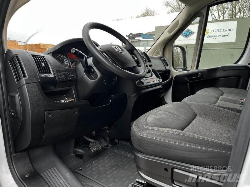RAM Promaster Lätta skåpbilar