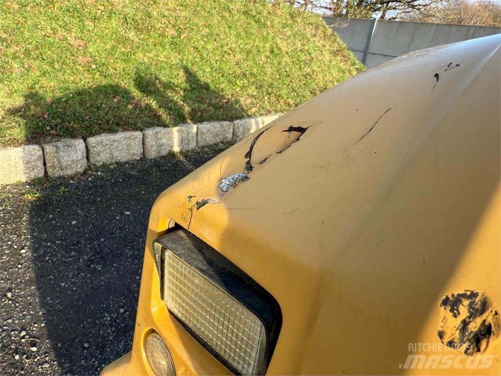 CAT CB24B Tvåvalsvältar