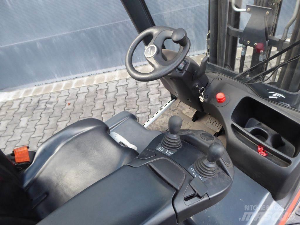 Linde E15-02 Elmotviktstruckar
