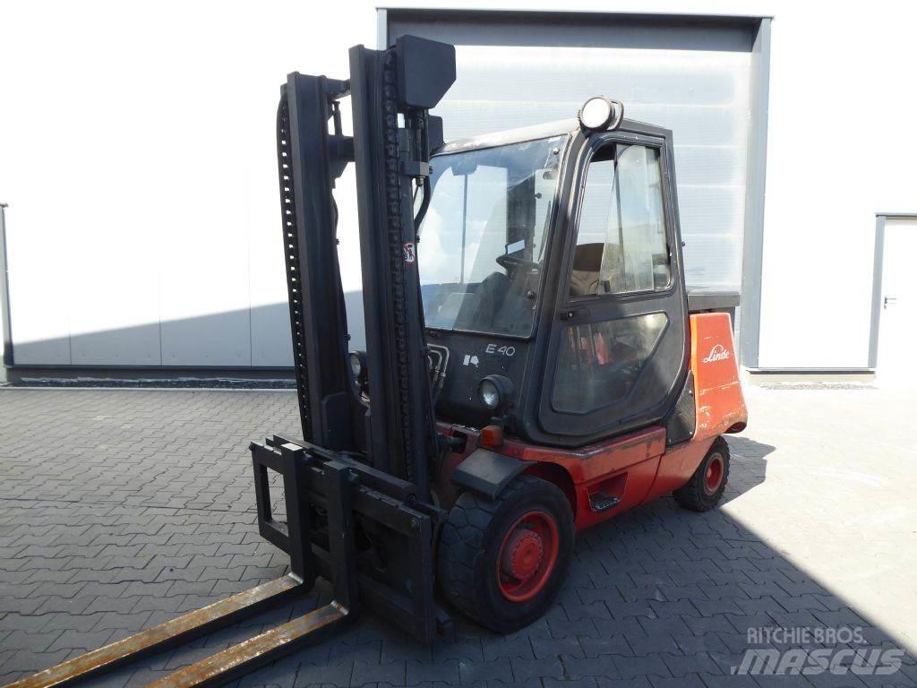 Linde E40P Elmotviktstruckar