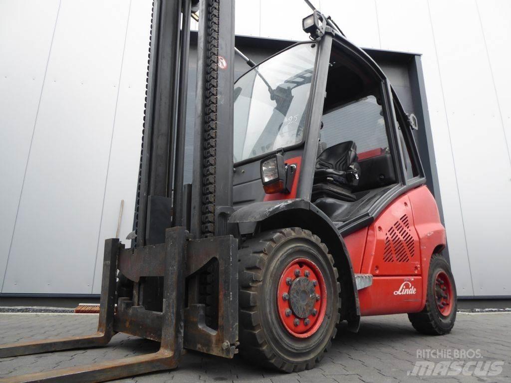 Linde H40T-01 Gasolmotviktstruckar