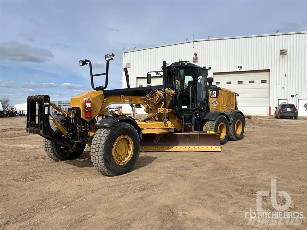 CAT 140M3 Väghyvlar