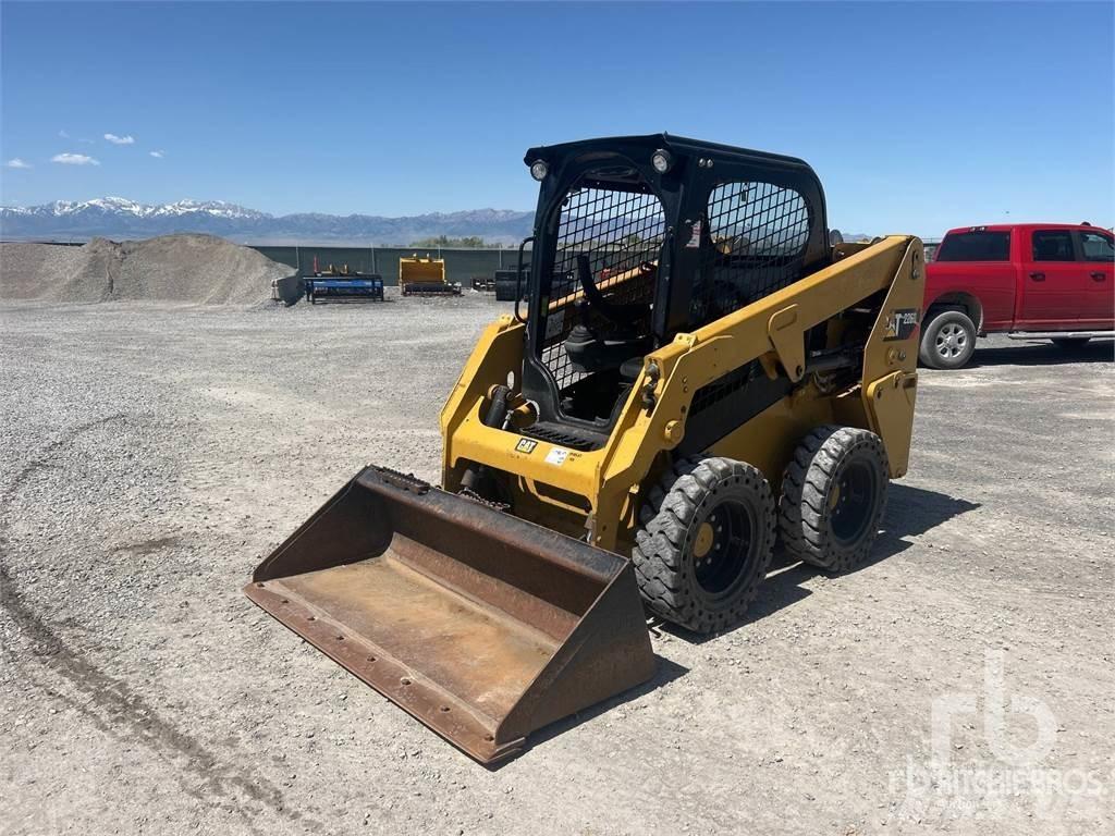 CAT 226D Kompaktlastare