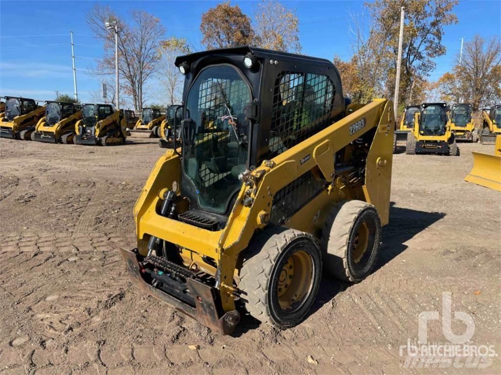 CAT 226D3 Kompaktlastare