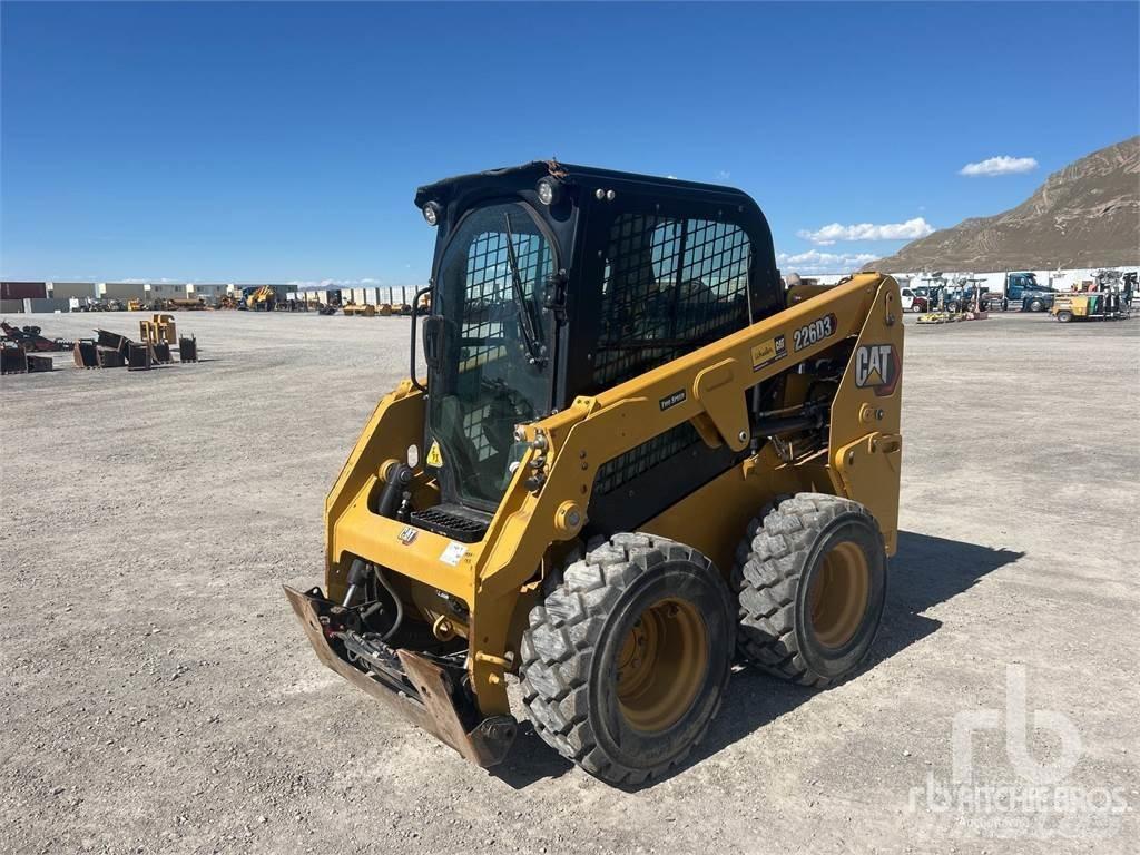 CAT 226D3 Kompaktlastare