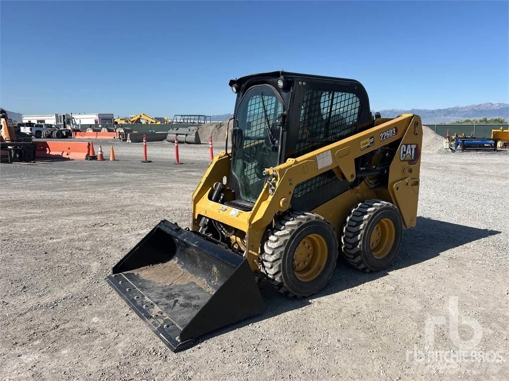 CAT 226D3 Kompaktlastare
