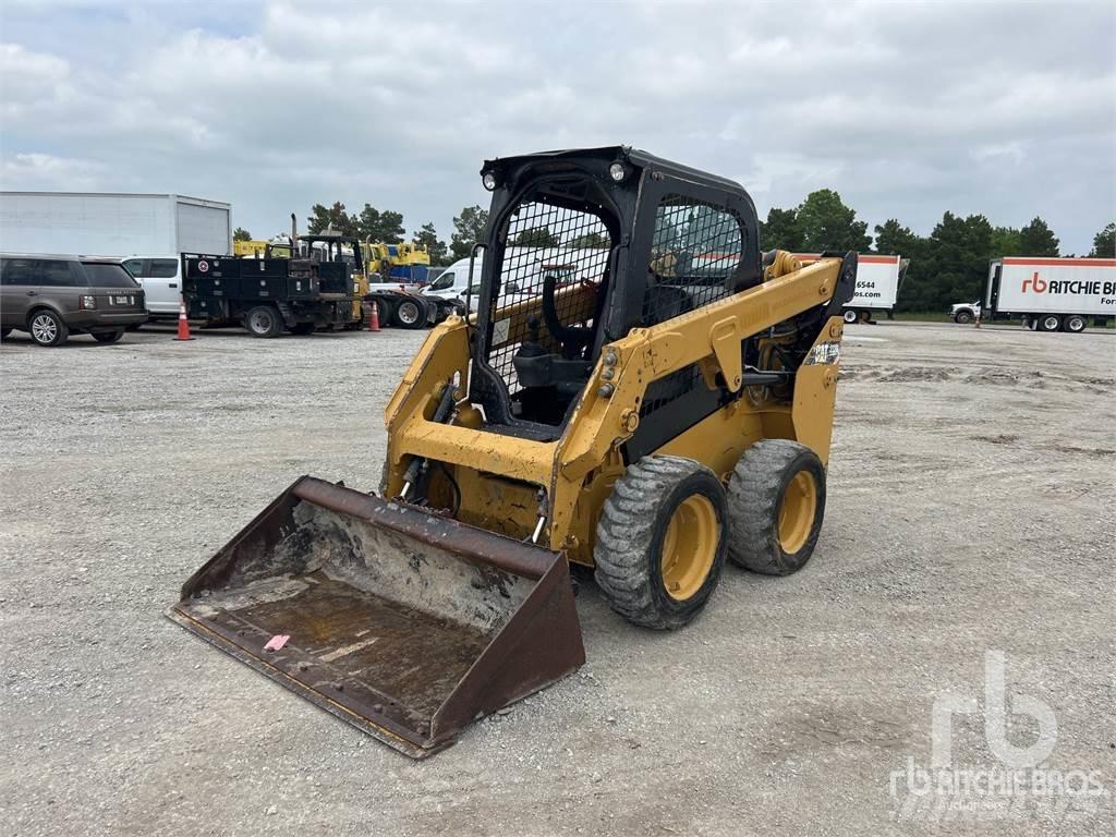 CAT 232D Kompaktlastare