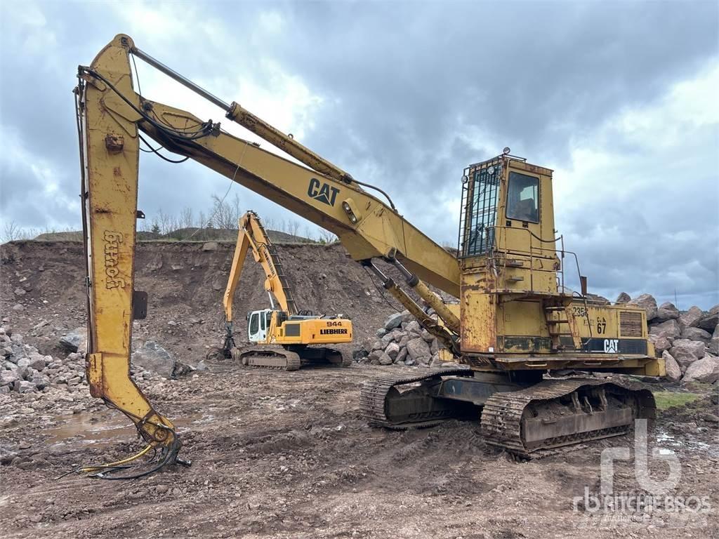 CAT 235C Avfalls / industri hantering
