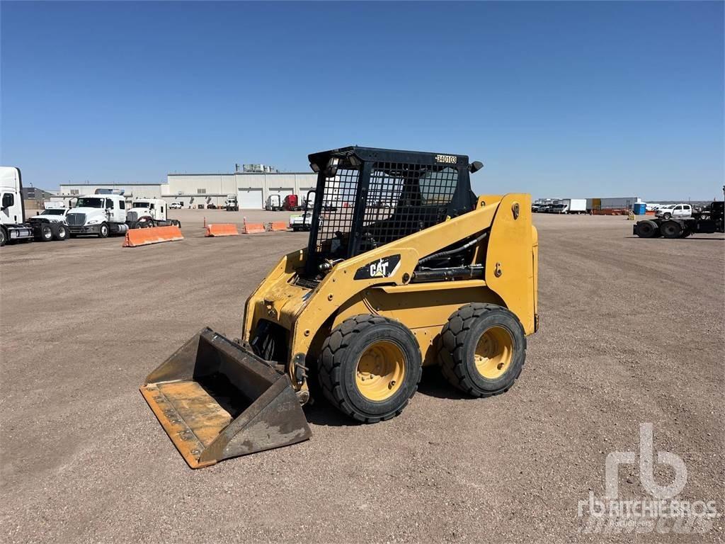 CAT 236B3 Kompaktlastare