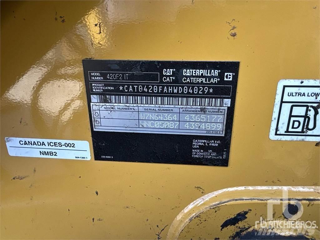 CAT 420F2IT Grävlastare