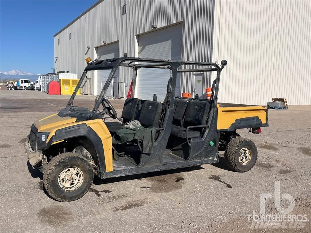 CAT 4x4 Redskapsbärare