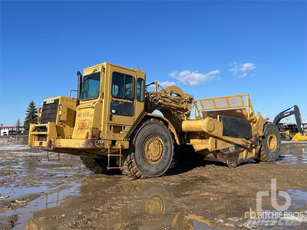 CAT 621F Schaktvagnar