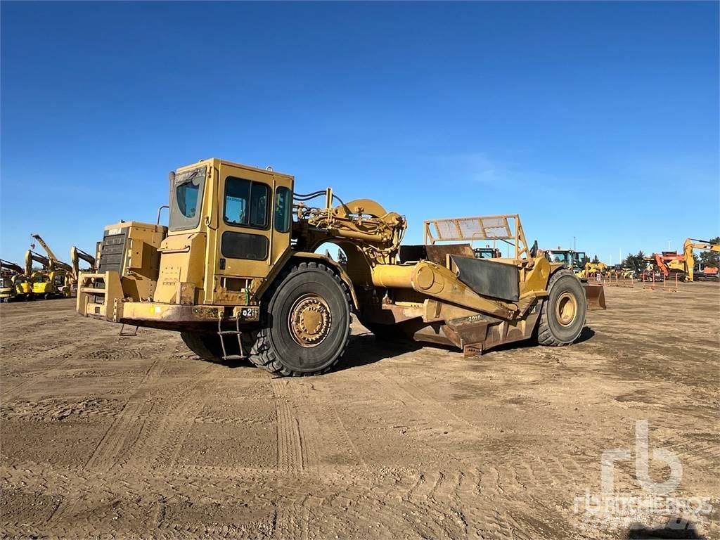 CAT 621F Schaktvagnar