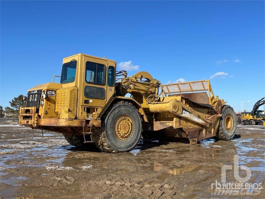 CAT 621G Schaktvagnar
